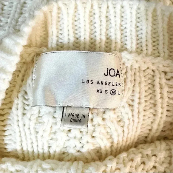 J.O.A. Cable Knit Side Zip Classic Style Tunic Sweater Size Medium - Picture 6 of 8